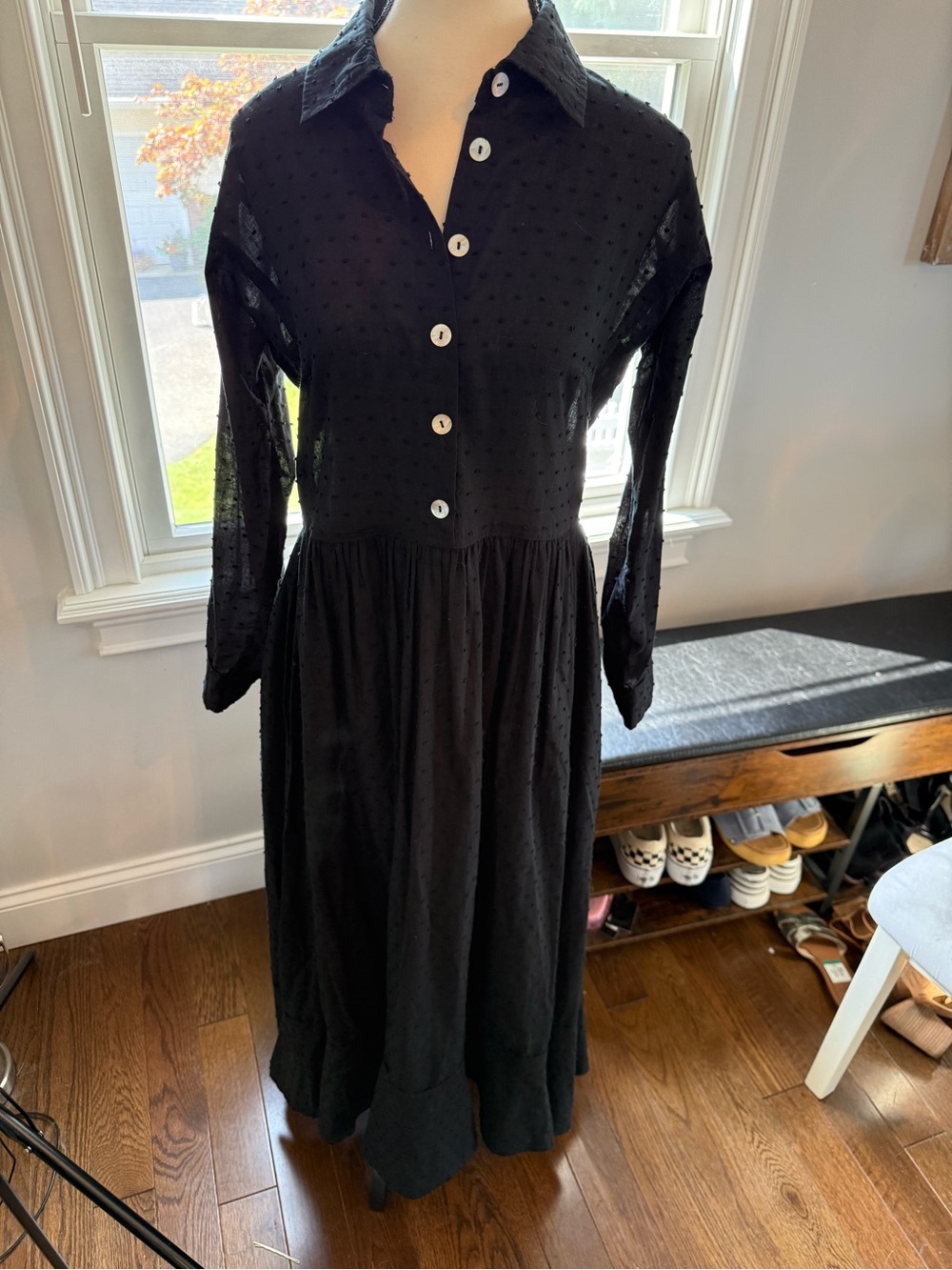 Natalie Martin Black Textured Button-Front Midi Dress Side Zip Size Small